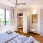 Arenal Playa Menorca * 푼타 그로사